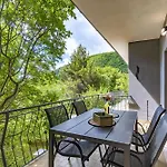 Appartement House Argeo *