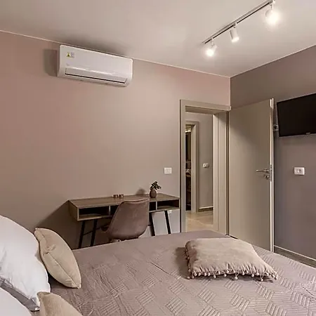 Apartment House Argeo Moscenicka Draga