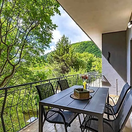 Apartment House Argeo *