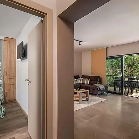 Apartment House Argeo