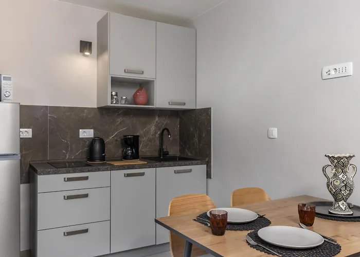 House Argeo شقة *